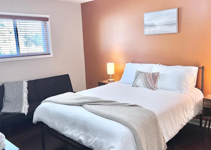 Family & Work-friendly 3bd W Fire Pit - U Of I 1m * Champaign