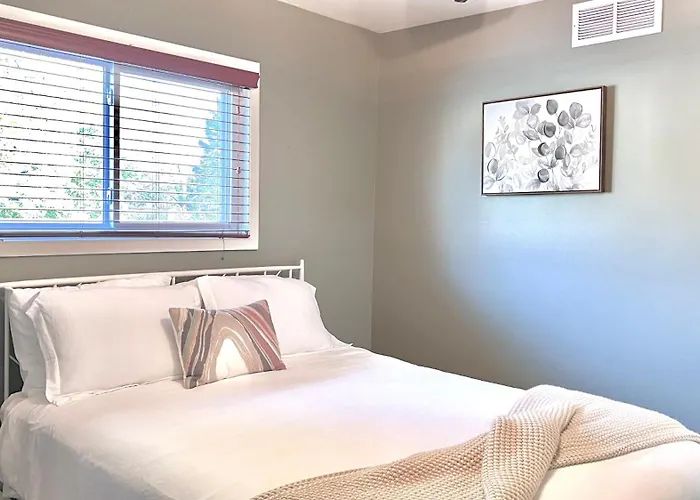 Ferienhaus Family & Work-friendly 3bd W Fire Pit - U Of I 1m *