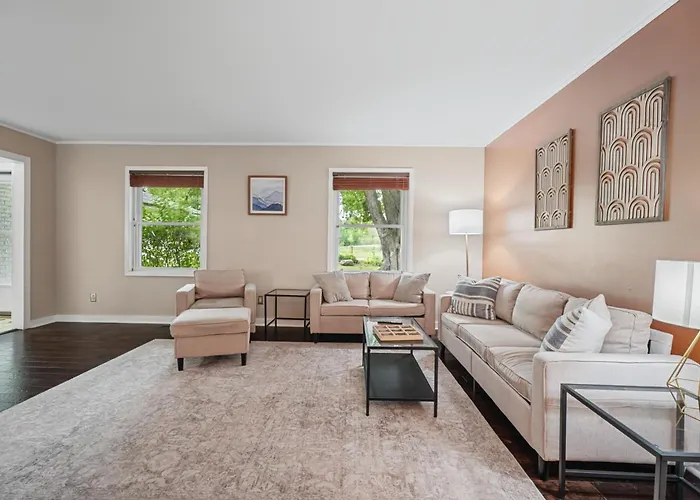 Ferienhaus Family & Work-friendly 3bd W Fire Pit - U Of I 1m