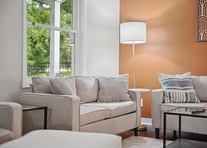 Family & Work-friendly 3bd W Fire Pit - U Of I 1m Champaign
