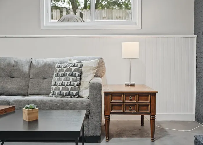 Family & Work-friendly 3bd W Fire Pit - U Of I 1m